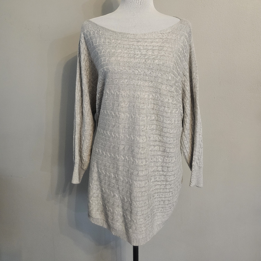 Market & Spruce Light Gray Off-the-Shoulder Sweater